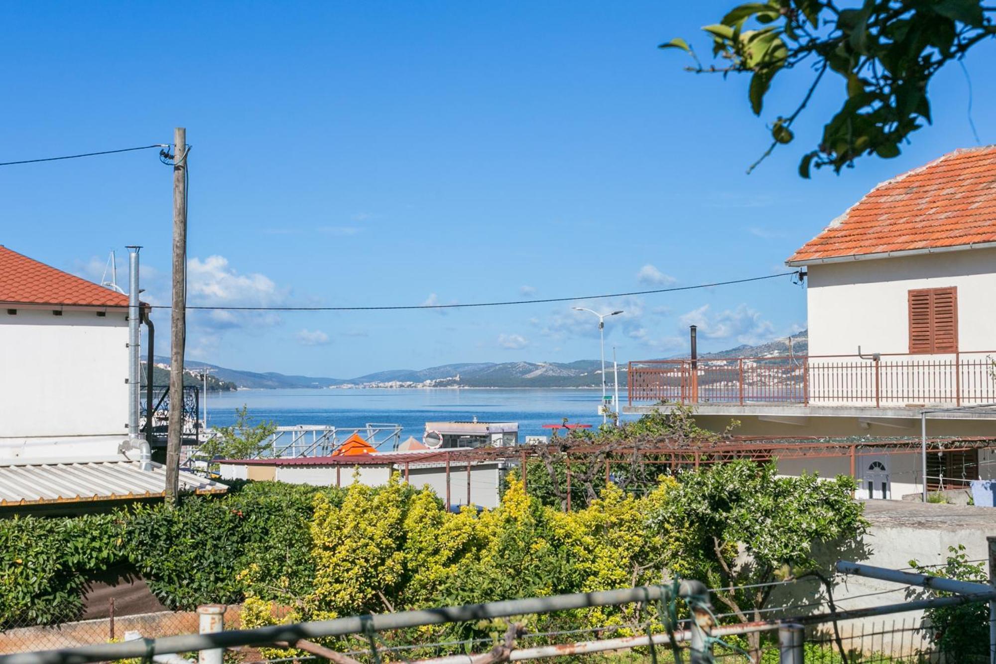 Seaside Apartments With A Swimming Pool Okrug Gornji, Ciovo - 11374 Traù Esterno foto